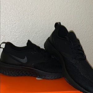 Nike Odyssey React 2 Flyknit